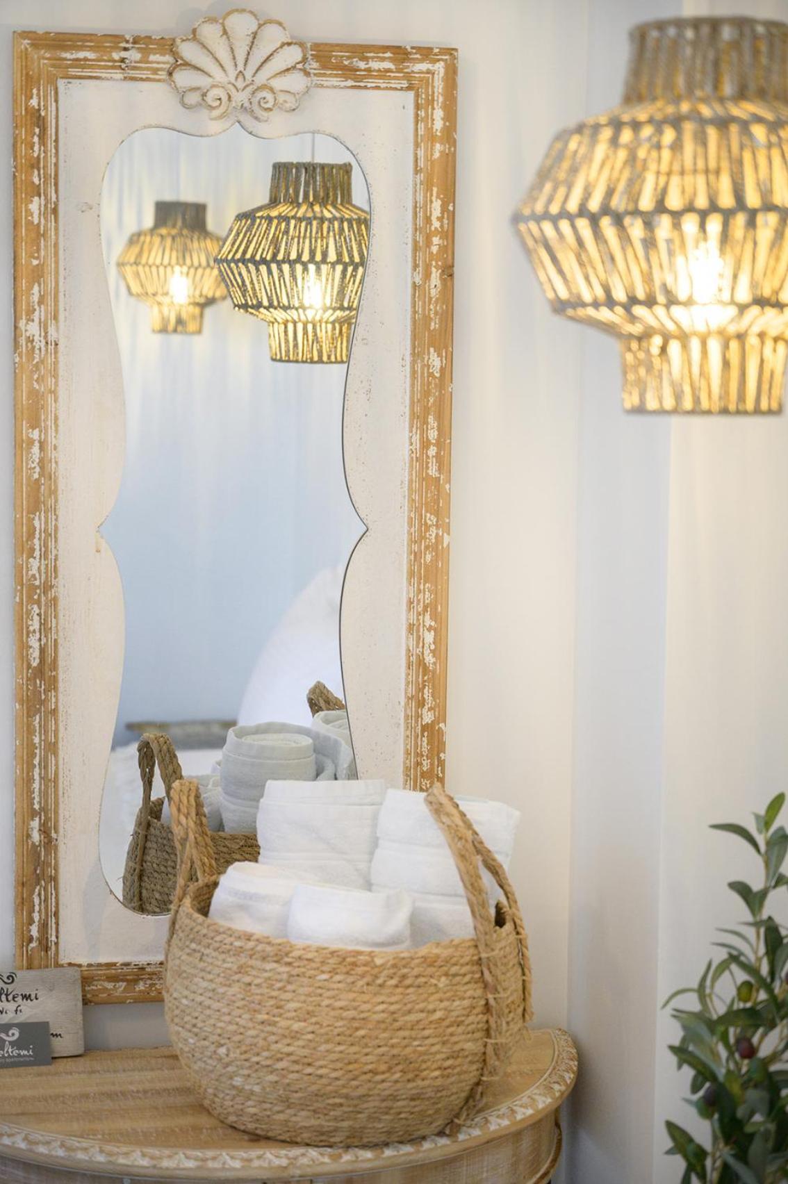 Meltemi Luxury Apartments เนอาโรดา ภายนอก รูปภาพ